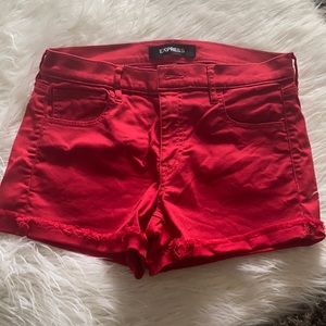 Express super soft shortie size 10